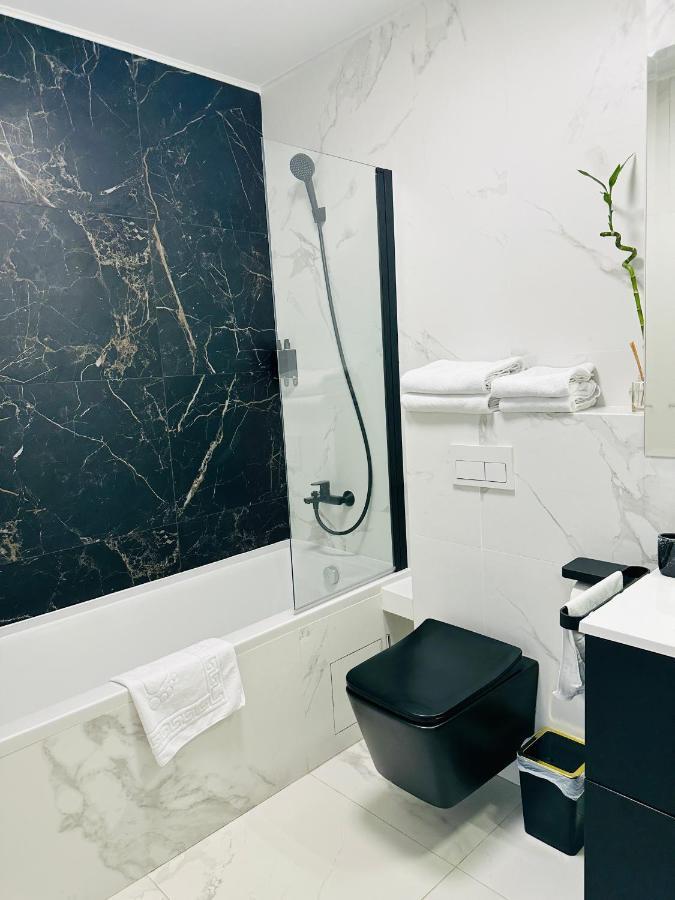 Bel Dom - The Central, Spacious 2 Rooms Luxury Apartment Cluj-Napoca Exterior photo